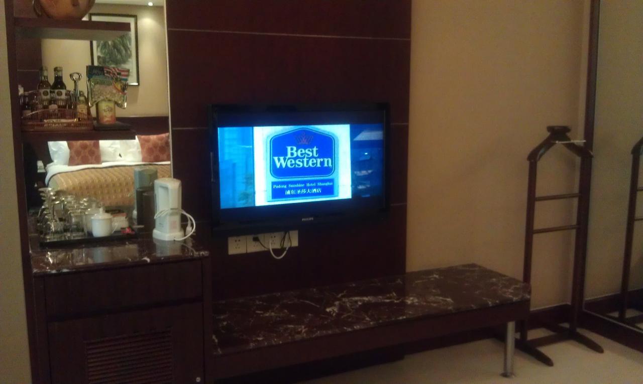 Howard Johnson Wyndham Leonora Plzaz Shanghai Exterior foto
