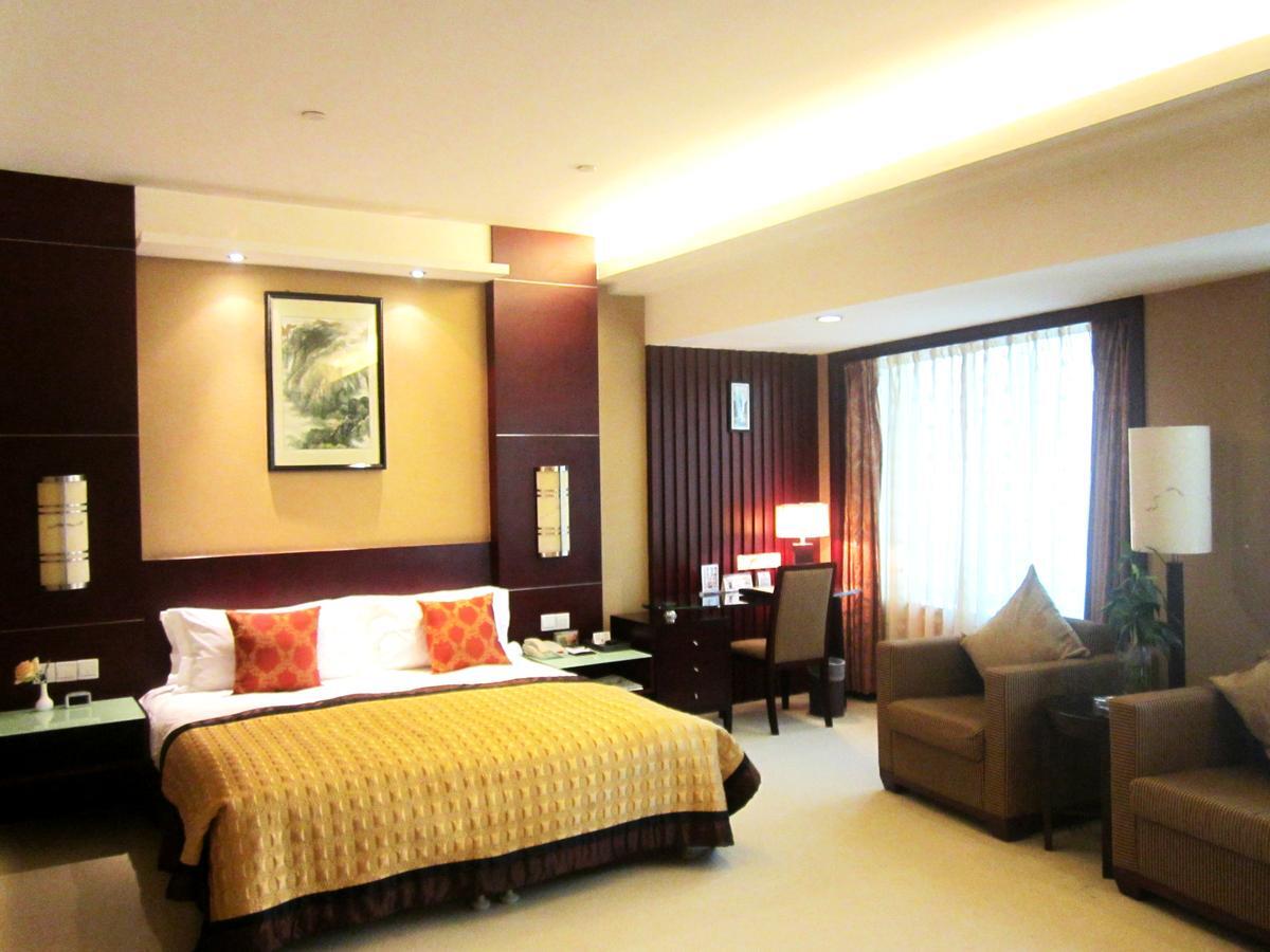Howard Johnson Wyndham Leonora Plzaz Shanghai Exterior foto